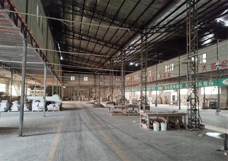 横店玖玖工业园钢构2500平，层高9米，交通便利，按需配套办公宿舍食堂