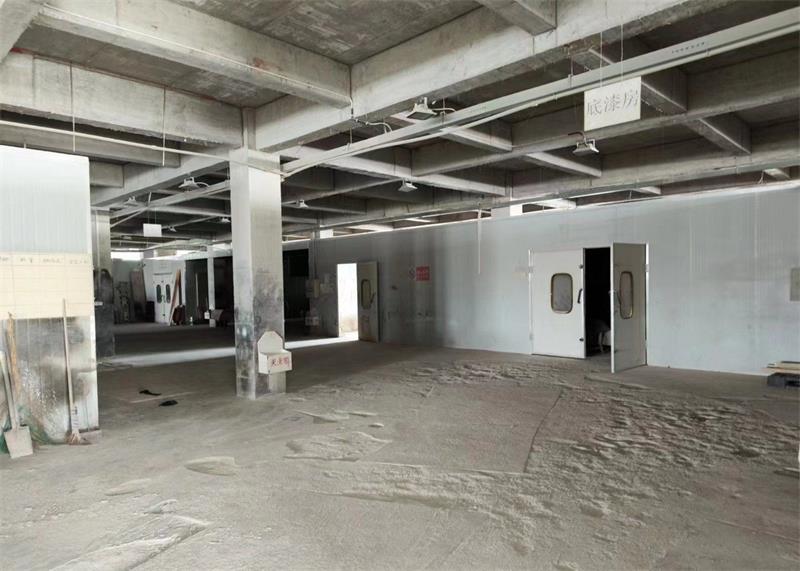 横店玖玖工业园钢构2500平，层高9米，交通便利，按需配套办公宿舍食堂